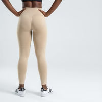 Legging 3D Guméa – Redéfinissez votre silhouette sans effort.